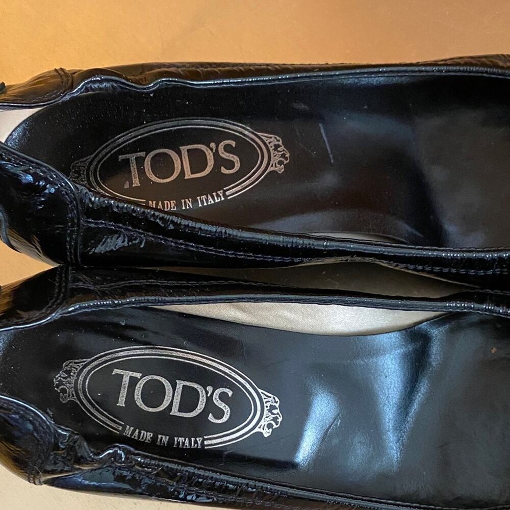 Tod's Black Patent Leather Flats Kitten Heel Tassel Silver Balls w/ Dust Bag - Picture 4 of 13